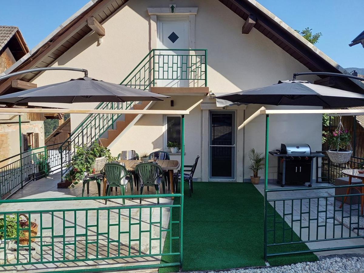 Holiday Home Alojzija ブレッド エクステリア 写真